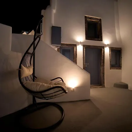 Oinos Luxury Villa Foinikia (Santorini)