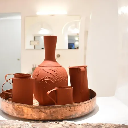 Oinos Luxury Foinikia (Santorini)