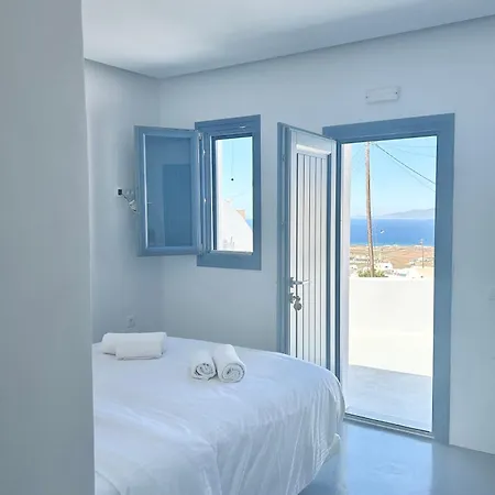 Oinos Luxury