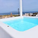 فيلة Oinos Luxury