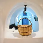 Oinos Luxury * Foinikiá