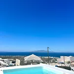 Oinos Luxury *