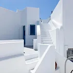 Oinos Luxury فيلة