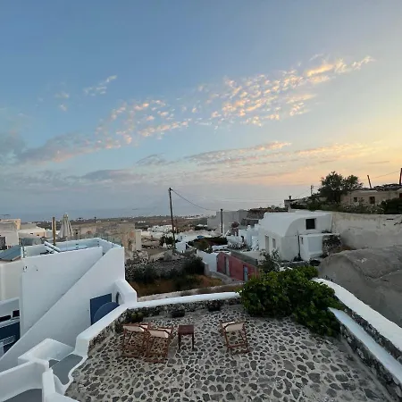 Вилла Oinos Luxury Foinikia (Santorini)