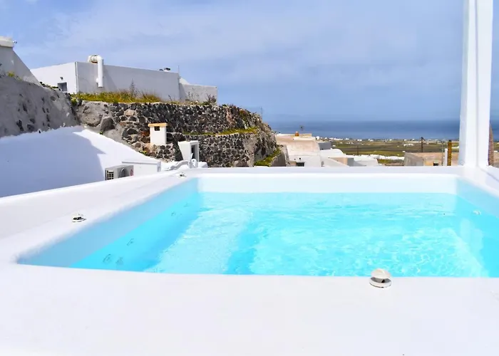 Oinos Luxury Villa *