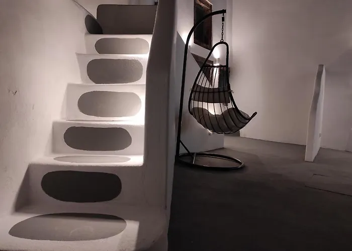 Oinos Luxury * Foinikiá