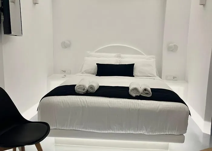 Oinos Luxury * Foinikiá