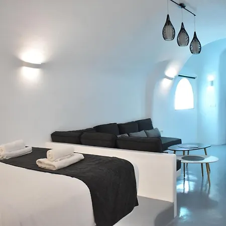 Villa Oinos Luxury *