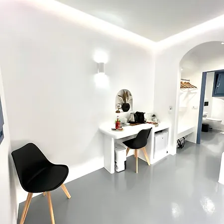 Oinos Luxury * Foinikiá