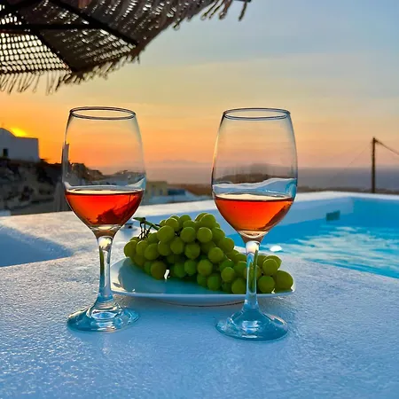Oinos Luxury Villa Foinikiá