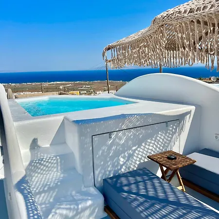 Oinos Luxury *