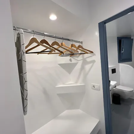 Oinos Luxury Villa *